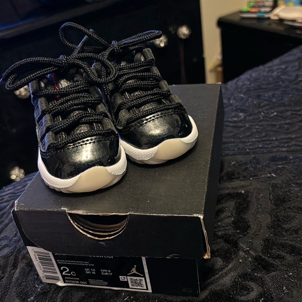 Baby Jordan’s retro 11